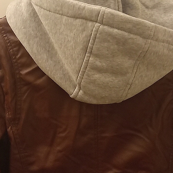 Jacket - Picture 5 of 7